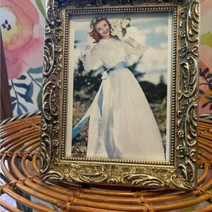 Elegant Gold Picture Frame 5x7